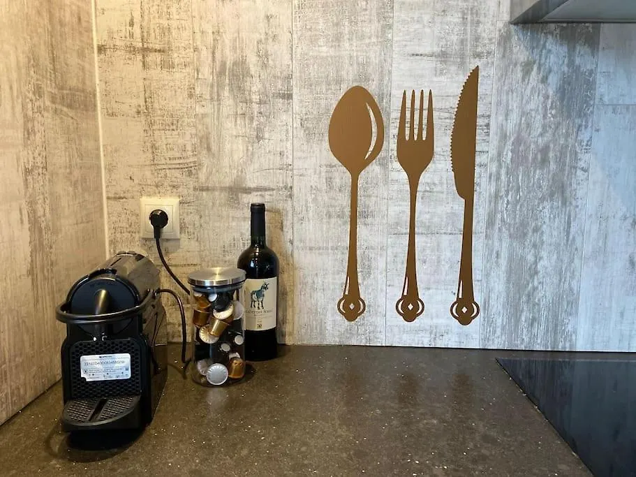 Unieke Woonark Met Privetuin En Free Parking. Appartement Rotterdam