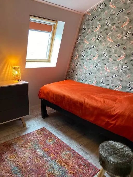 Unieke Woonark Met Privetuin En Free Parking. Appartement Rotterdam