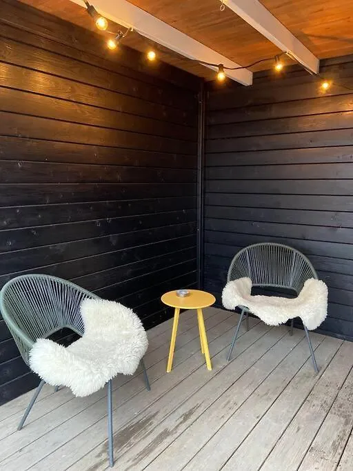 Unieke Woonark Met Privetuin En Free Parking. Appartement Rotterdam